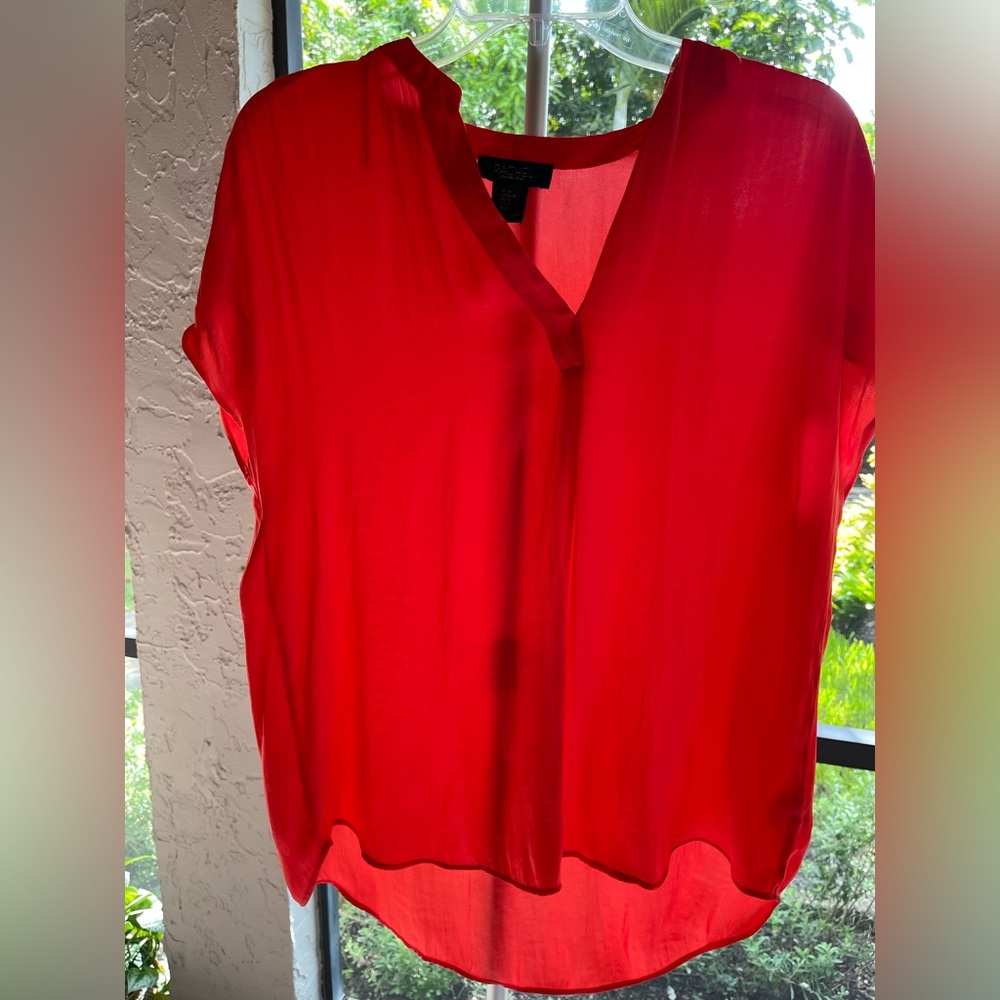 Rachel shirt. 100% polyester. Medium.